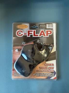 Markwort C-Flap Jaw and Cheek Protection for Right Handed Batter - Black